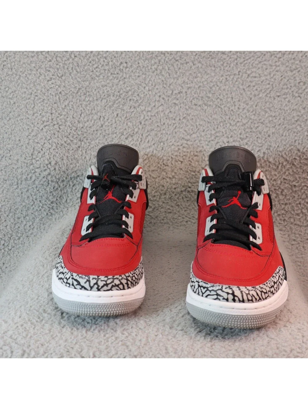 Jordan Spizike Low Toro Men 9.5 Red Black Shoes Bred VGUC